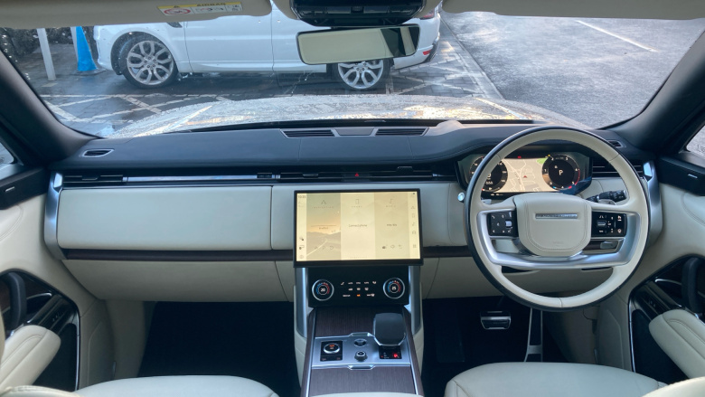 Land Rover Range Rover 3.0 D300 HSE 4dr Auto Diesel Estate